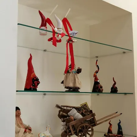 Fafgrandsuitenapoli * Neapol