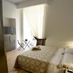Fafgrandsuitenapoli نابولي