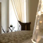 Fafgrandsuitenapoli * نابولي