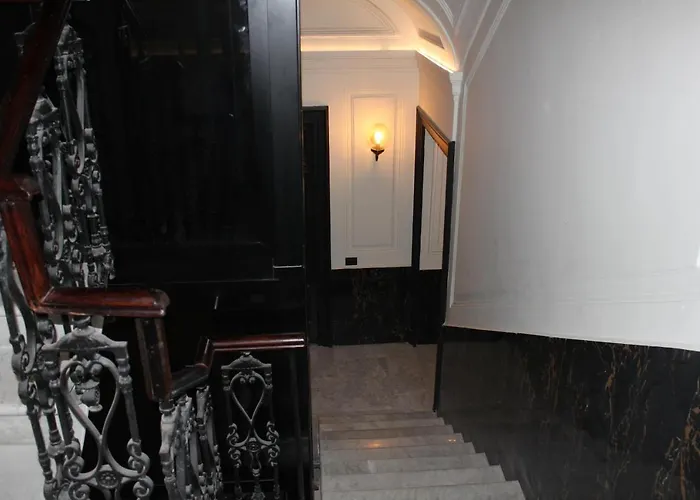 Fafgrandsuitenapoli